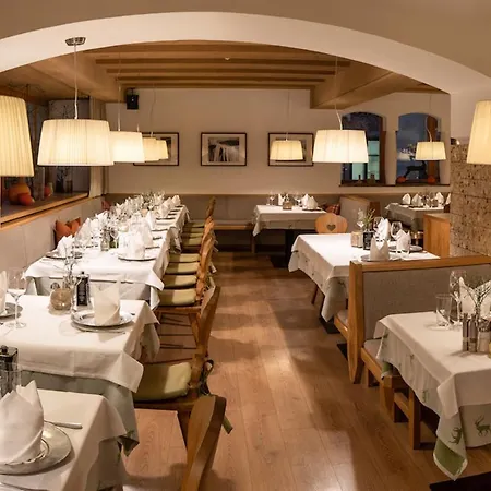Wirtshaus Post 4* Sankt Johann in Tirol