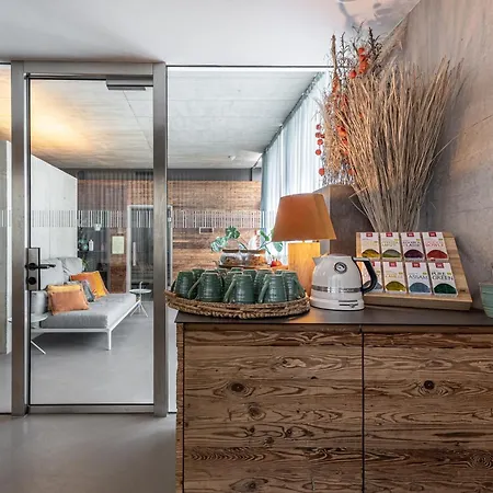 瓦茨豪斯珀斯特酒店 酒店